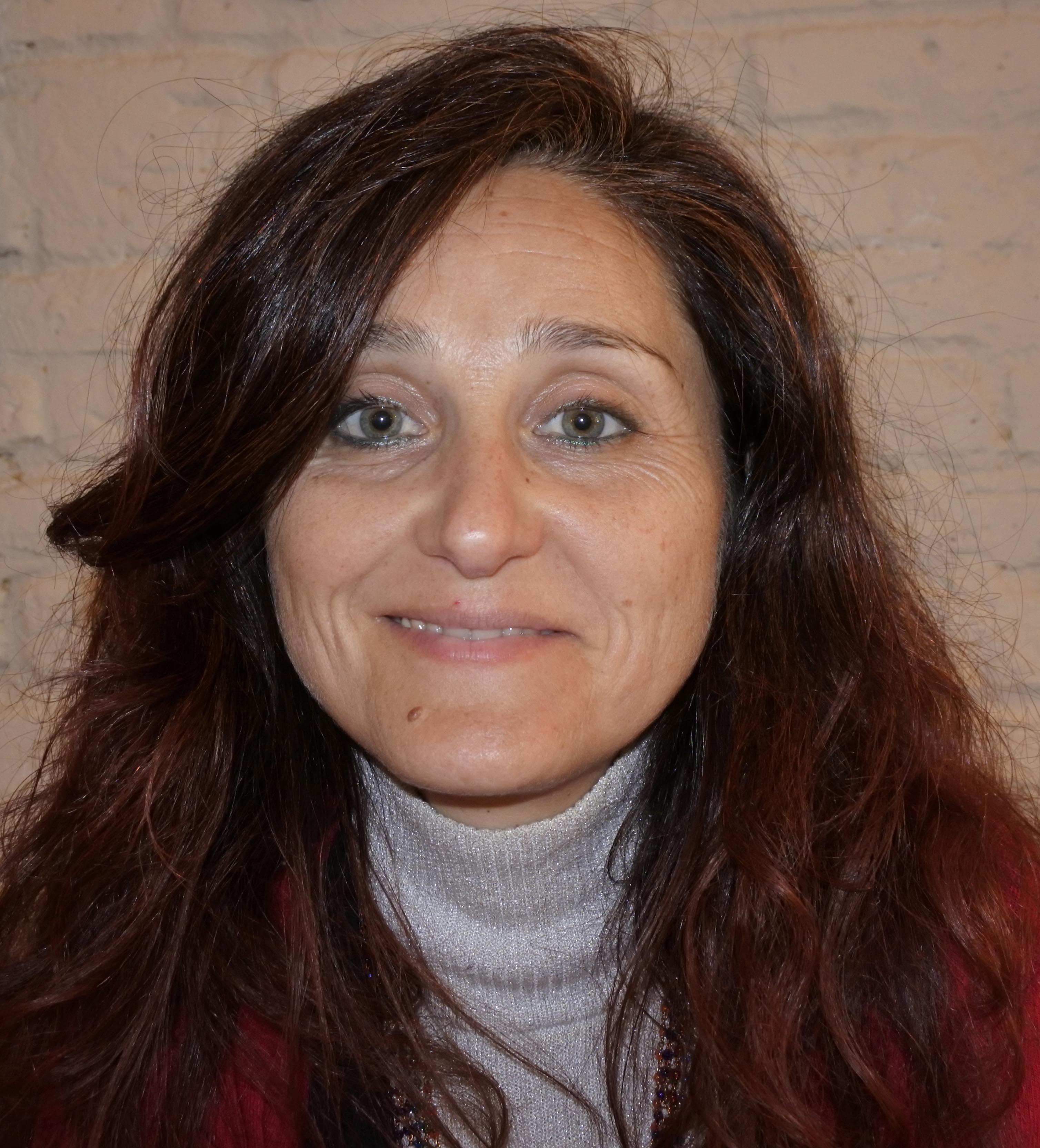Natalia Molina es Terapeuta especialista en reflexologia, Masaje infantil, Quiromasaje, Naturopatía, Aromaterapia
