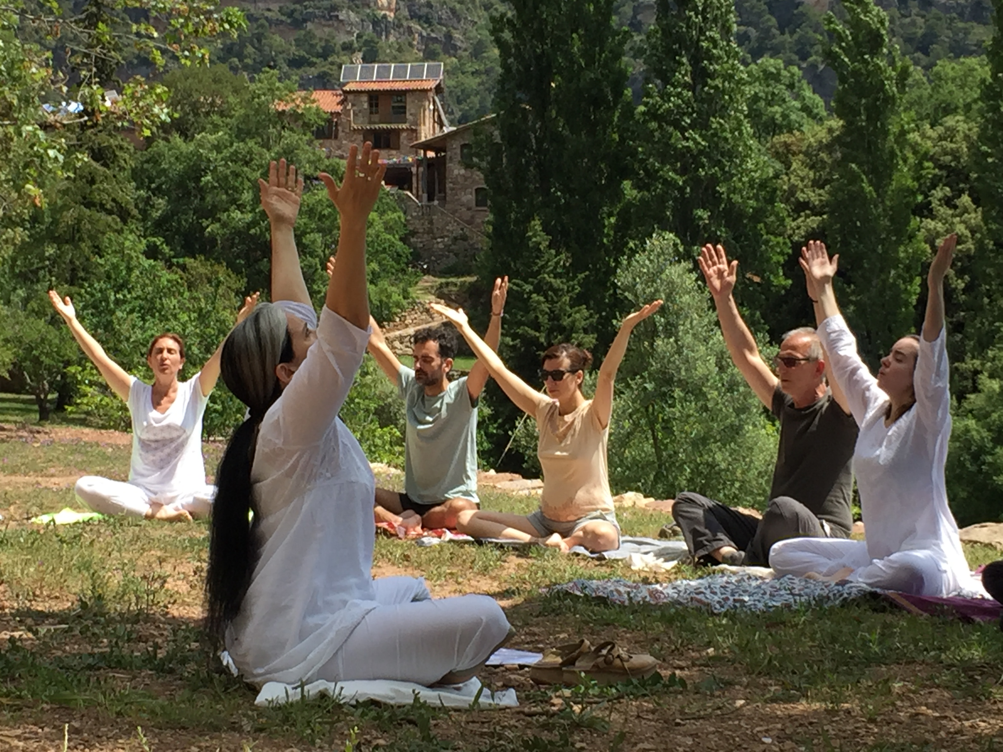 retiro de yoga barcelona en la naturaleza retiro de yoga barcelona en la naturaleza